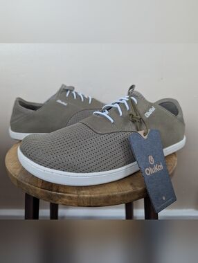 NWT! OluKai Nohea Moku No Tie Boat Shoes, Clay Tapa (SIZE 9.5)